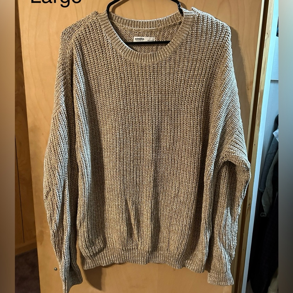 Women’s sweater